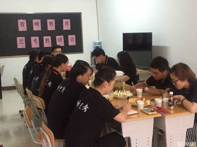 新疆青峰匠心文化藝術咨詢