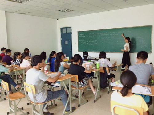 【高中藝術(shù)類文化課培訓(xùn)班_2016藝術(shù)類文化課培訓(xùn)班】高中藝術(shù)類文化課培訓(xùn)班_2016藝術(shù)類文化課培訓(xùn)班批發(fā)價格,廠家,圖片,天津藝興教育信息咨詢有限責(zé)任公司 -